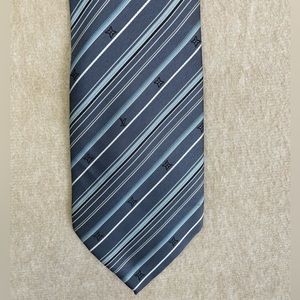 Luis Vuitton tie- grey/Blue/White striped